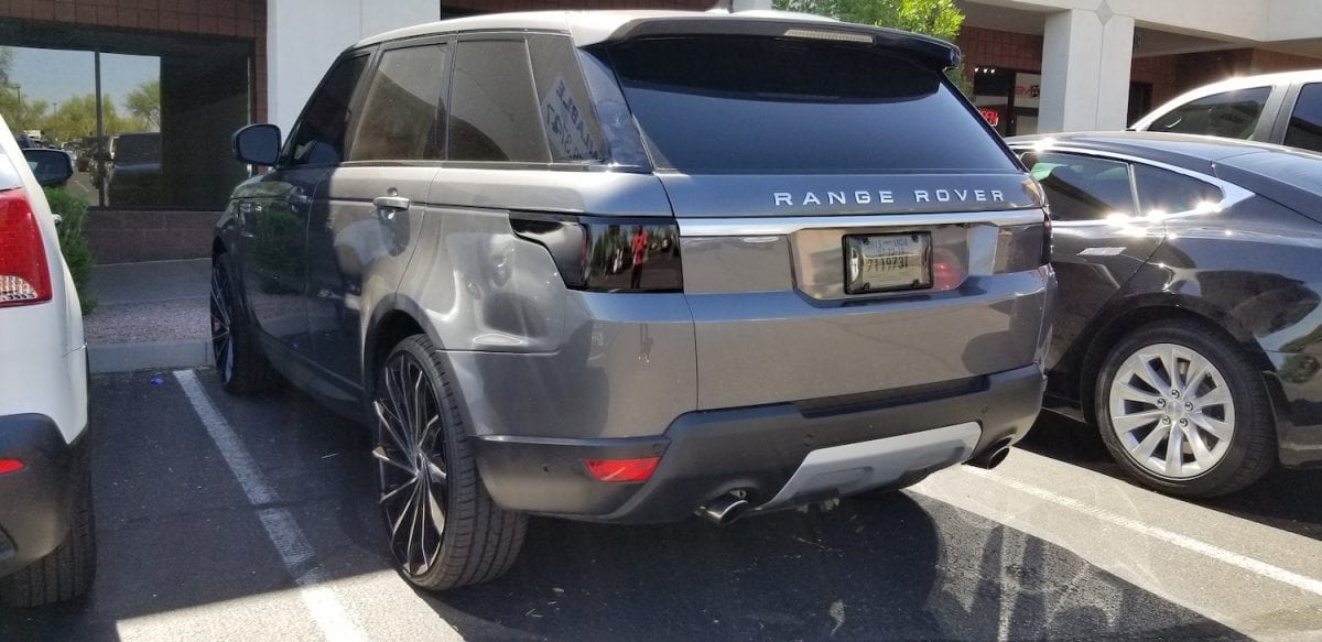 Range Rover side Clear Bra mesa